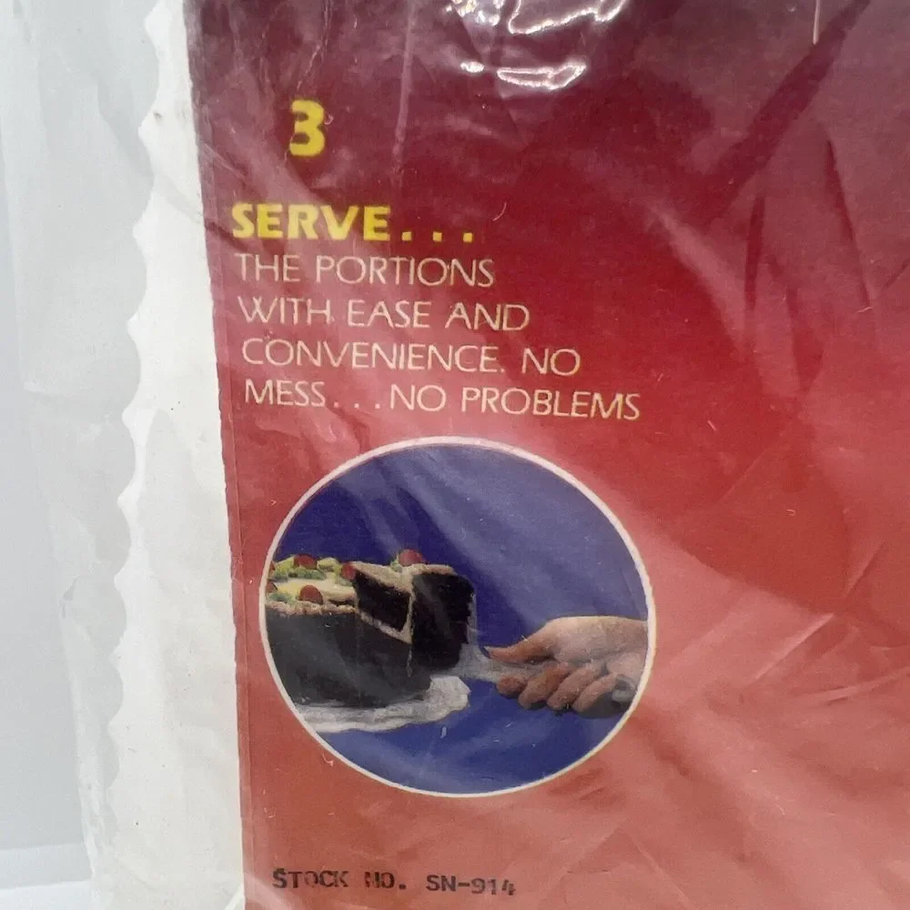 Vintage Kut 'n Serve Cake Server White Plastic Set Of 4 In‎ A Package
